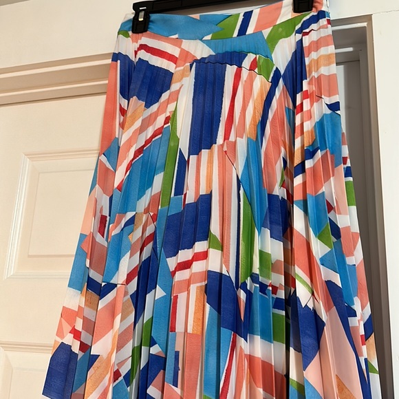 Milly pleated skirt - Picture 2 of 3